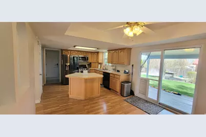 551 E 500 S, Payson, UT 84651 - Photo 10