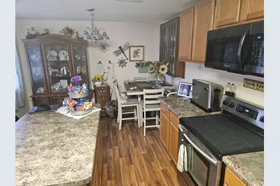 138 W Golden Ave, Layton, UT 84041 - Photo 6