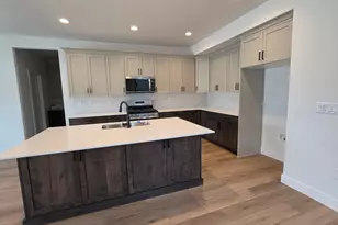2924 N Galloway Ln, Plain City, UT 84404 - Photo 6