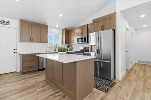 161 N 200 W, Levan, UT 84639 - Photo 32