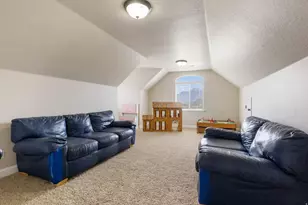 1733 N Lyndi Ln, Saratoga Springs, UT 84045 - Photo 32