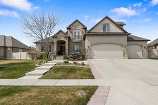 1733 N Lyndi Ln, Saratoga Springs, UT 84045 - Photo 2