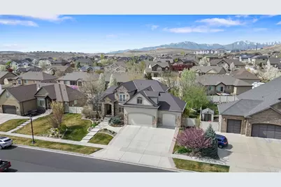 1733 N Lyndi Ln, Saratoga Springs, UT 84045 - Photo 6