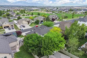 1733 N Lyndi Ln, Saratoga Springs, UT 84045 - Photo 10