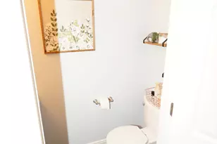 143 W Arlington Way, Harrisville, UT 84414 - Photo 10