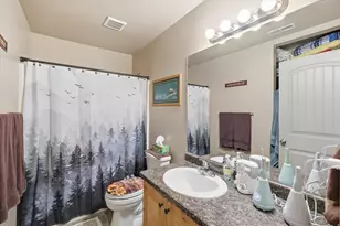 419 S 1250 E, Hyrum, UT 84319 - Photo 14