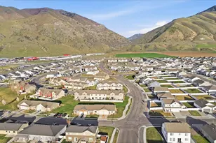 419 S 1250 E, Hyrum, UT 84319 - Photo 24