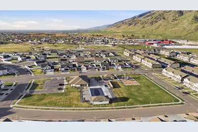 419 S 1250 E, Hyrum, UT 84319 - Photo 28