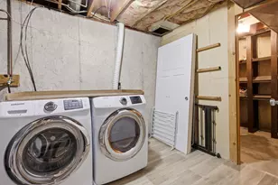 10517 S Larkspur Dr, Sandy, UT 84094 - Photo 22