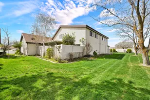 732 W 1175 N, Centerville, UT 84014 - Photo 32