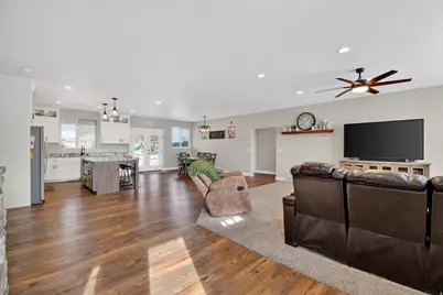 488 S 250 W, Fountain Green, UT 84632 - Photo 6