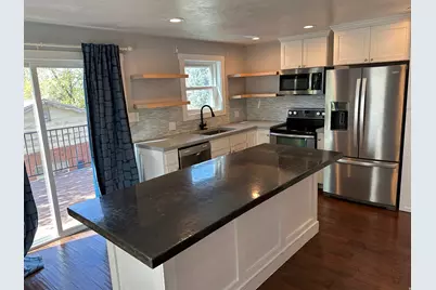 243 Balsam Dr, Centerville, UT 84014 - Photo 8