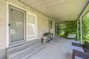 910 W Brandermill Cv S, Murray, UT 84123 - Photo 8