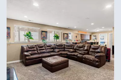 1134 W 2275 S, Syracuse, UT 84075 - Photo 20