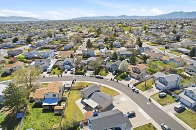 6831 S Fox Ridge Way, West Jordan, UT 84081 - Photo 28