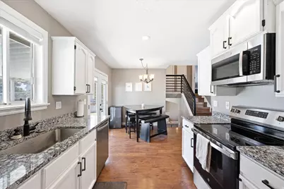 6831 S Fox Ridge Way, West Jordan, UT 84081 - Photo 8