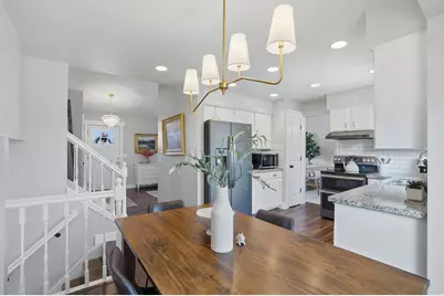 11865 S Maple Ridge Rd E, Sandy, UT 84094 - Photo 12