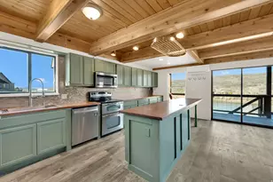 2207 S Timber Lakes Dr, Heber City, UT 84032 - Photo 10