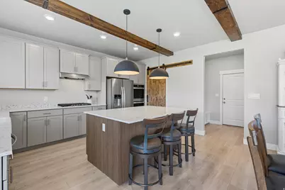 572 S Chamberlain St, Mapleton, UT 84664 - Photo 10