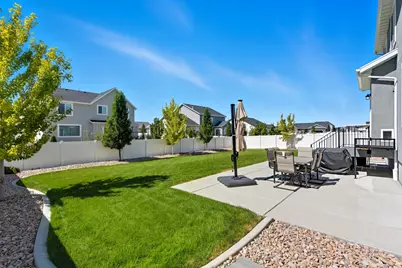 572 S Chamberlain St, Mapleton, UT 84664 - Photo 42