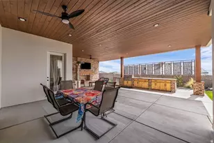 1398 E Dellcorero Dr, Saint George, UT 84770 - Photo 30