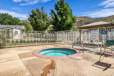 31 Redbluff Dr, Hurricane, UT 84737 - Photo 18