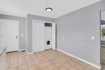 12669 S Old Fort Dr, Riverton, UT 84065 - Photo 10
