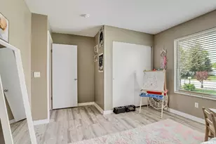 12669 S Old Fort Dr, Riverton, UT 84065 - Photo 14