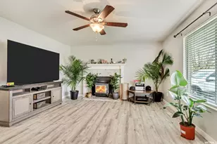 12669 S Old Fort Dr, Riverton, UT 84065 - Photo 4