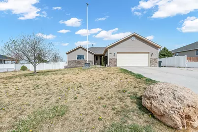 1901 Saddleback Dr, Enoch, UT 84721 - Photo 30