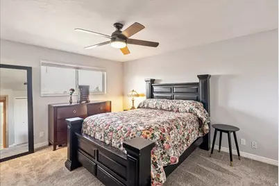 11940 S Pineridge Rd, Sandy, UT 84094 - Photo 24