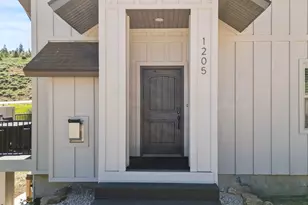 1205 S Lakeview, Garden City, UT 84028 - Photo 2