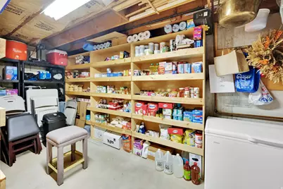 698 E 200 S, Bountiful, UT 84010 - Photo 26