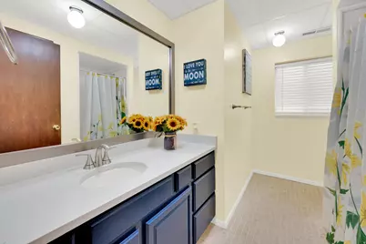 698 E 200 S, Bountiful, UT 84010 - Photo 28