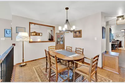 698 E 200 S, Bountiful, UT 84010 - Photo 8
