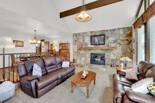 698 E 200 S, Bountiful, UT 84010 - Photo 4