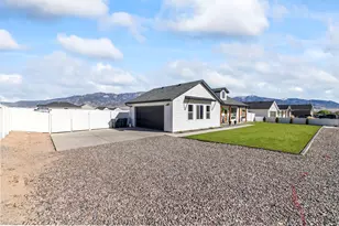 850 N 200 E, Elsinore, UT 84724 - Photo 4