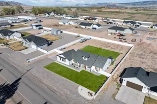 850 N 200 E, Elsinore, UT 84724 - Photo 32