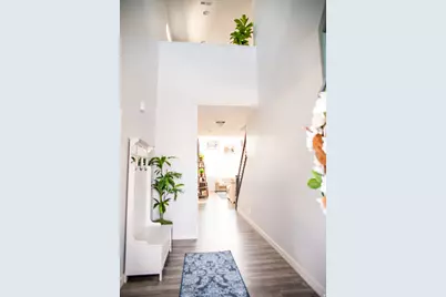 2353 W Thomas Ct, Syracuse, UT 84075 - Photo 2