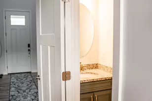 2353 W Thomas Ct, Syracuse, UT 84075 - Photo 4