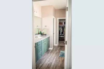 2353 W Thomas Ct, Syracuse, UT 84075 - Photo 10