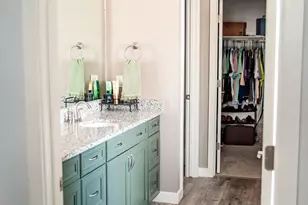 2353 W Thomas Ct, Syracuse, UT 84075 - Photo 10