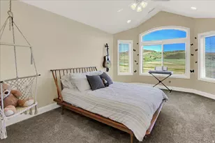 667 Hardscrabble Rd, Centerville, UT 84050 - Photo 32