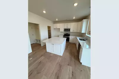 1669 S 3725 West St W, Ogden, UT 84401 - Photo 4