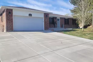 2451 W Tanya Ave, West Jordan, UT 84088 - Photo 2