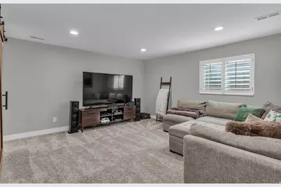 8292 S 560 E, Sandy, UT 84070 - Photo 14