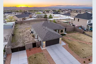 5097 N Scenic Dr, Enoch, UT 84721 - Photo 22