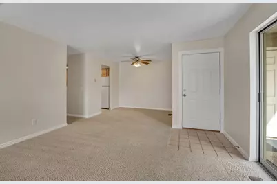 804 E Gatewood Dr S, Sandy, UT 84094 - Photo 4