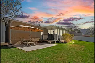 1467 Brown Ln, Farmington, UT 84025 - Photo 2