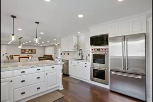 1467 Brown Ln, Farmington, UT 84025 - Photo 4